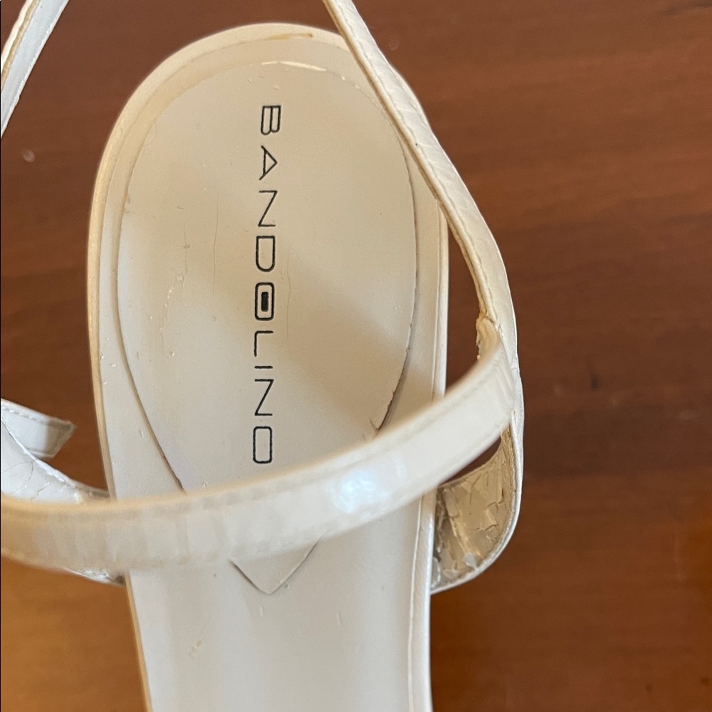 Bandolino Cream Strappy Heels - Picture 6 of 12